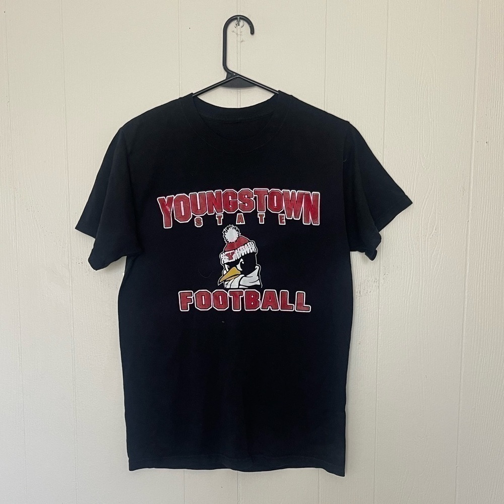 Youngstown State Football T-Shirt - Estimated Size S - Approx 16” Pit to Pit